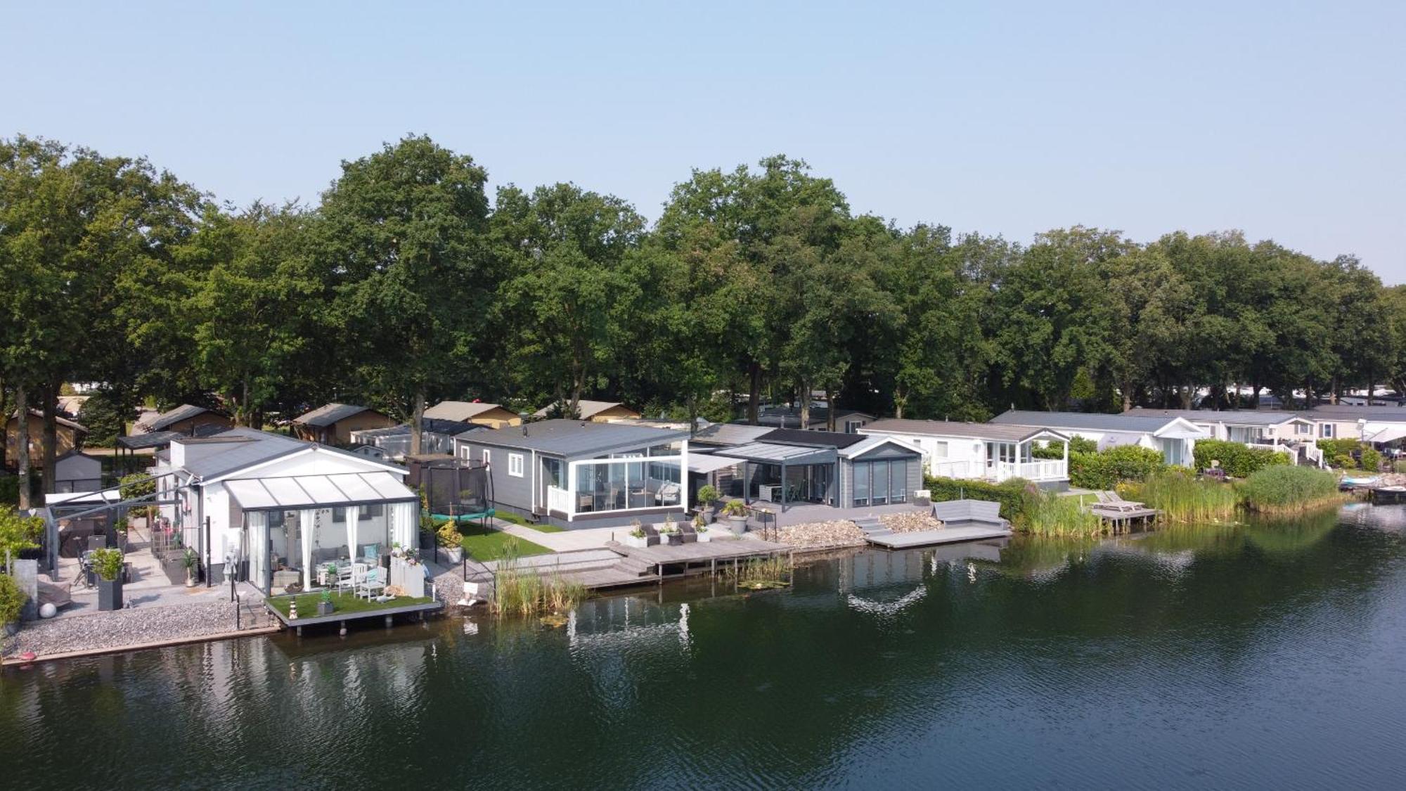Vakantiepark Klein Vink - Boulevard 27 アルセン エクステリア 写真